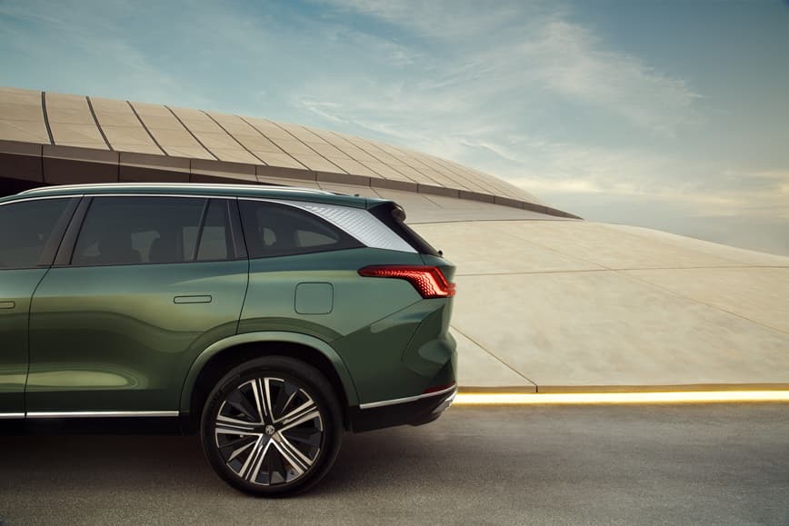 Powering Nigeria’s Auto Future: Minadi Launches Showrooms for Electric & Hybrid Cars