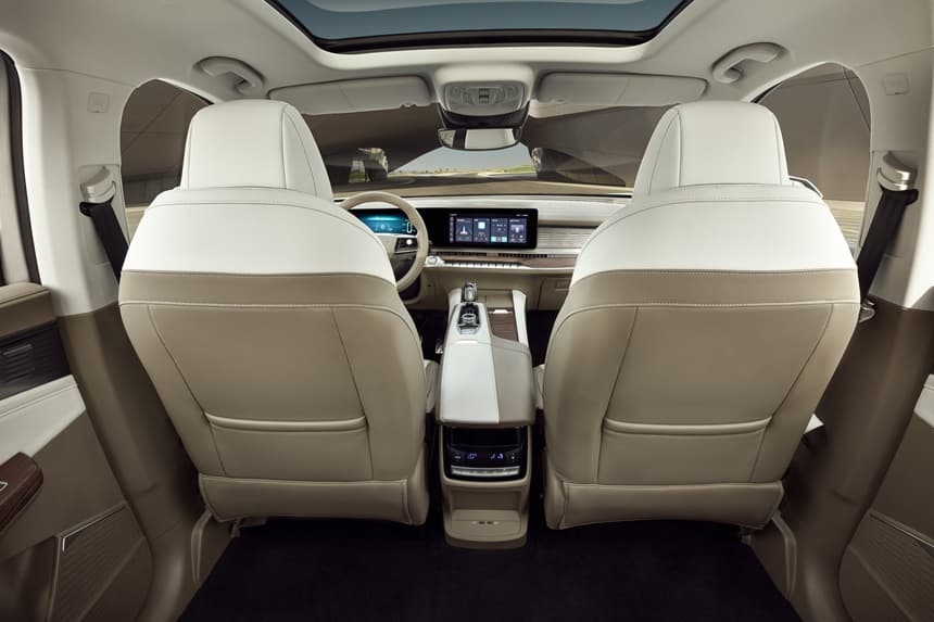 MG RX9 Luxury Seats